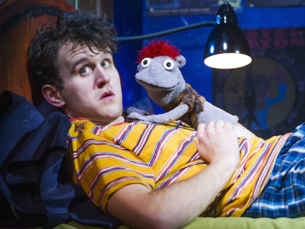 Harry Melling (Jason) and Tyrone in Hand To God by Robert Askins @ Vaudeville Theatre. Directed by Moritz von Stuelpnagel.
(Opening 15-02-16)
©Tristram Kenton 02/16
(3 Raveley Street, LONDON NW5 2HX TEL 0207 267 5550  Mob 07973 617 355)email: tristram@tristramkenton.com
