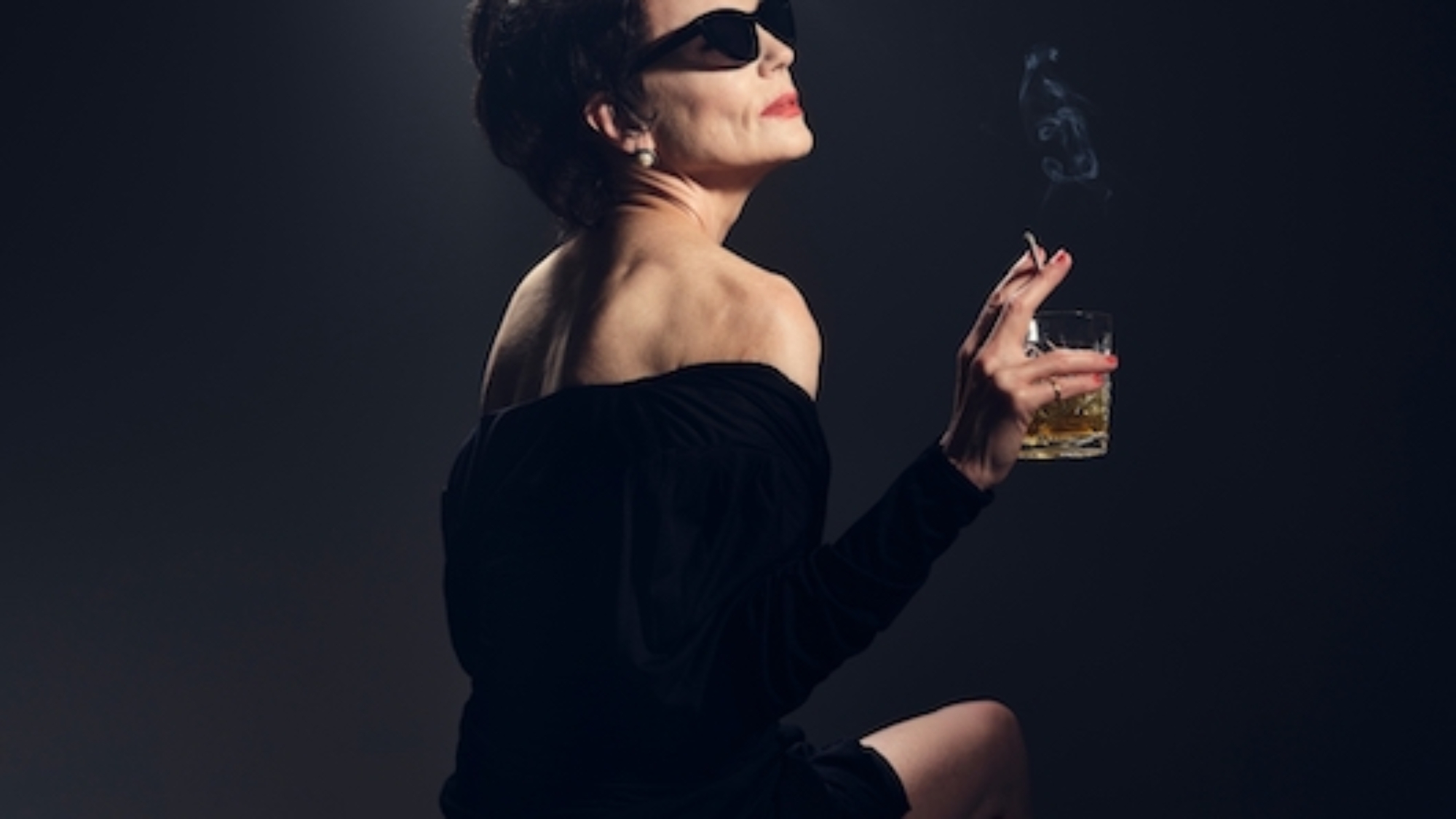 elizabeth-mcgovern-ava-the-secret-conversations-photo-by-justin-bettman-2.1200x0
