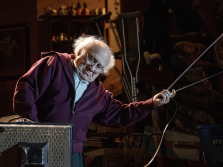 0298: Danny DeVito (Sam) in Roundabout Theatre Company’s world-premiere production of I Need That by Theresa Rebeck.